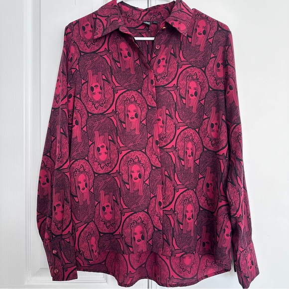 Simons Tops - Simons Icone Red Gothic Longsleeves